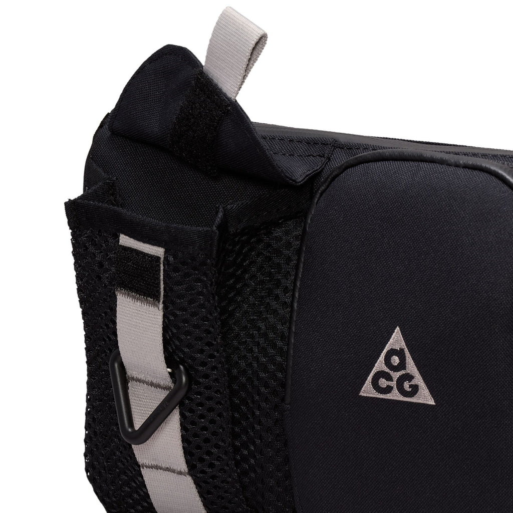 Nike ACG "Daymax" Crossbody Bag - HJ8180-010